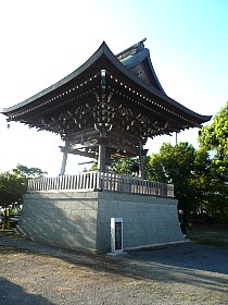 厜 O