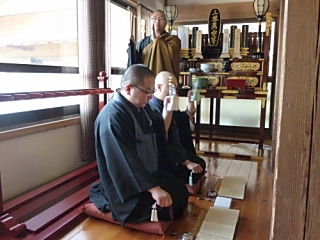 詠讃師　三宝御和讃奉詠