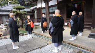 LINE_ALBUM_awatakuhatu33_221204_82.jpg