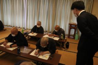 LINE_ALBUM_r4teireikai1_220615_60.jpg