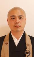 相談役写真
